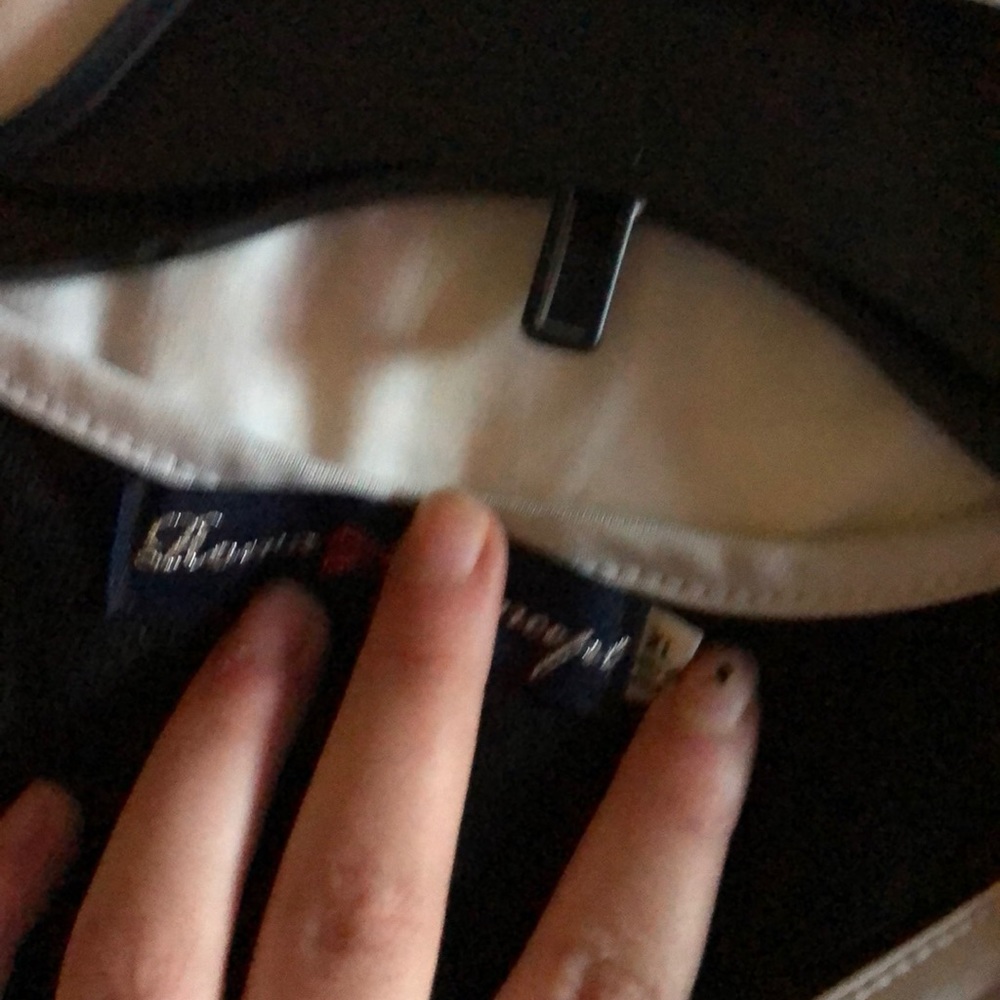 shirt - Picture 3 of 3